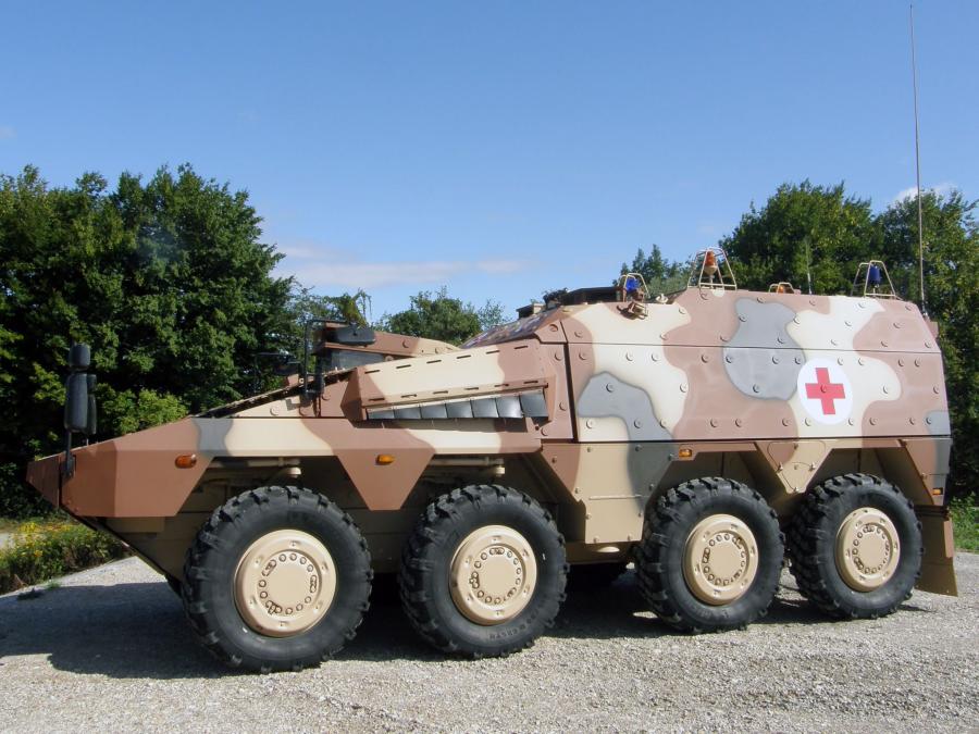 KMW ARTEC Boxer 8x8 Ambulance 2010 года  (фото 2 из 4)